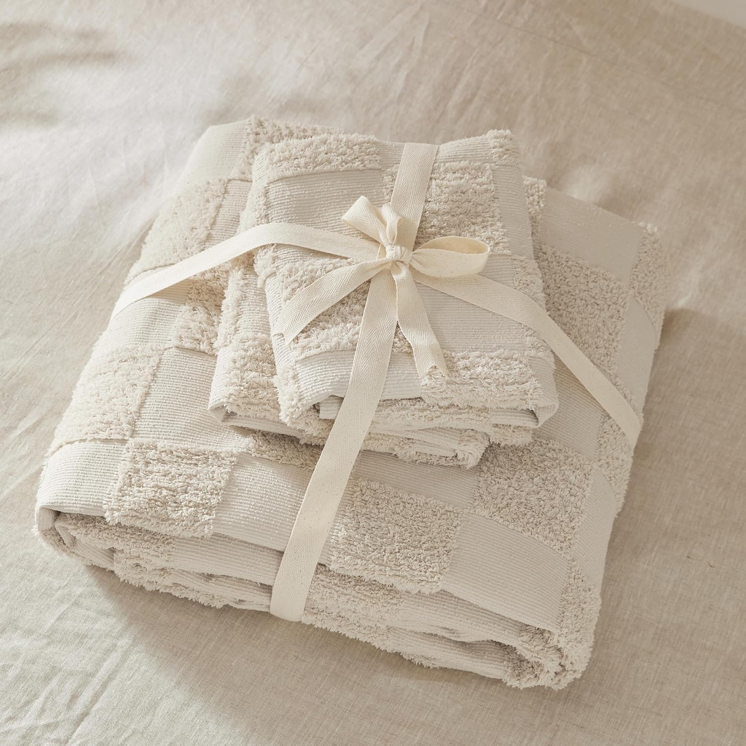 image:imageBedsure Checkered Boho Duvet Cover Queen Tufted Embroidery 3PieceBeige03 Beige Checkered No Comforter