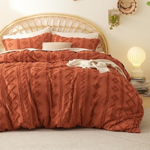 Bedsure Checkered Boho Duvet Cover Queen, Tufted Embroidery, 3-Piece,Beige(05 – Terracotta – Elegant (No Comforter))