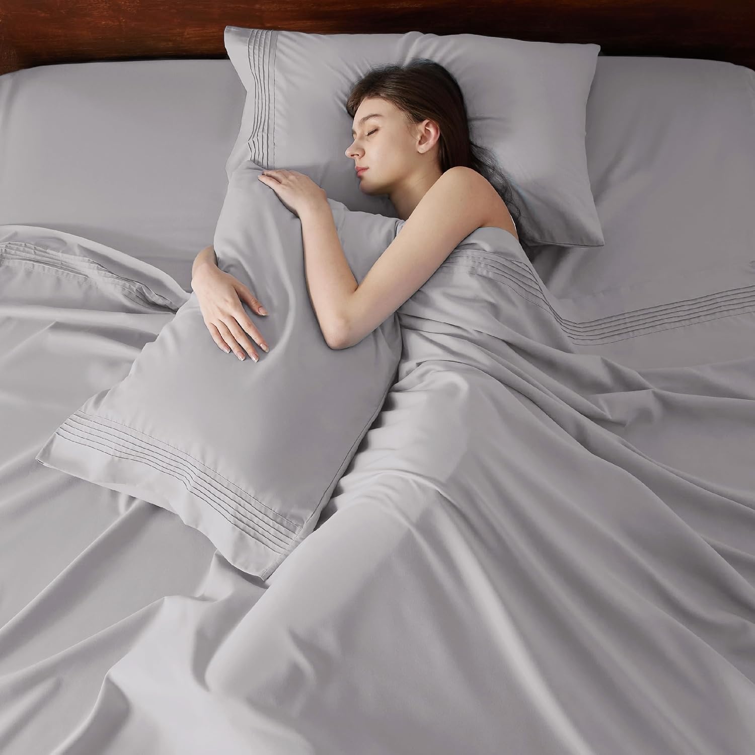 image:imageBedsure Twin Mattress Pad Bundle Deep Pocket Twin Sheets Set