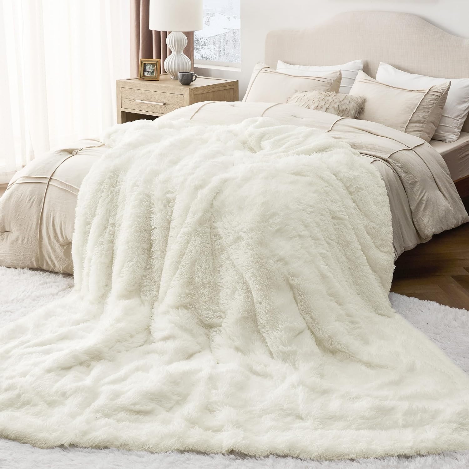 image:imageBedsure Faux Fur Fluffy Fleece Sherpa Blanket Couch Throw Grey 50x6002 Cream