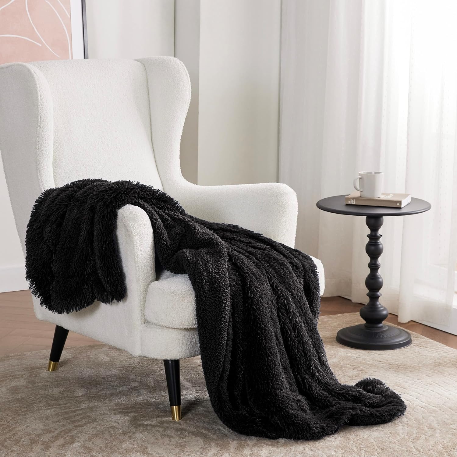 image:imageBedsure Faux Fur Fluffy Fleece Sherpa Blanket Couch Throw Grey 50x6007 Black