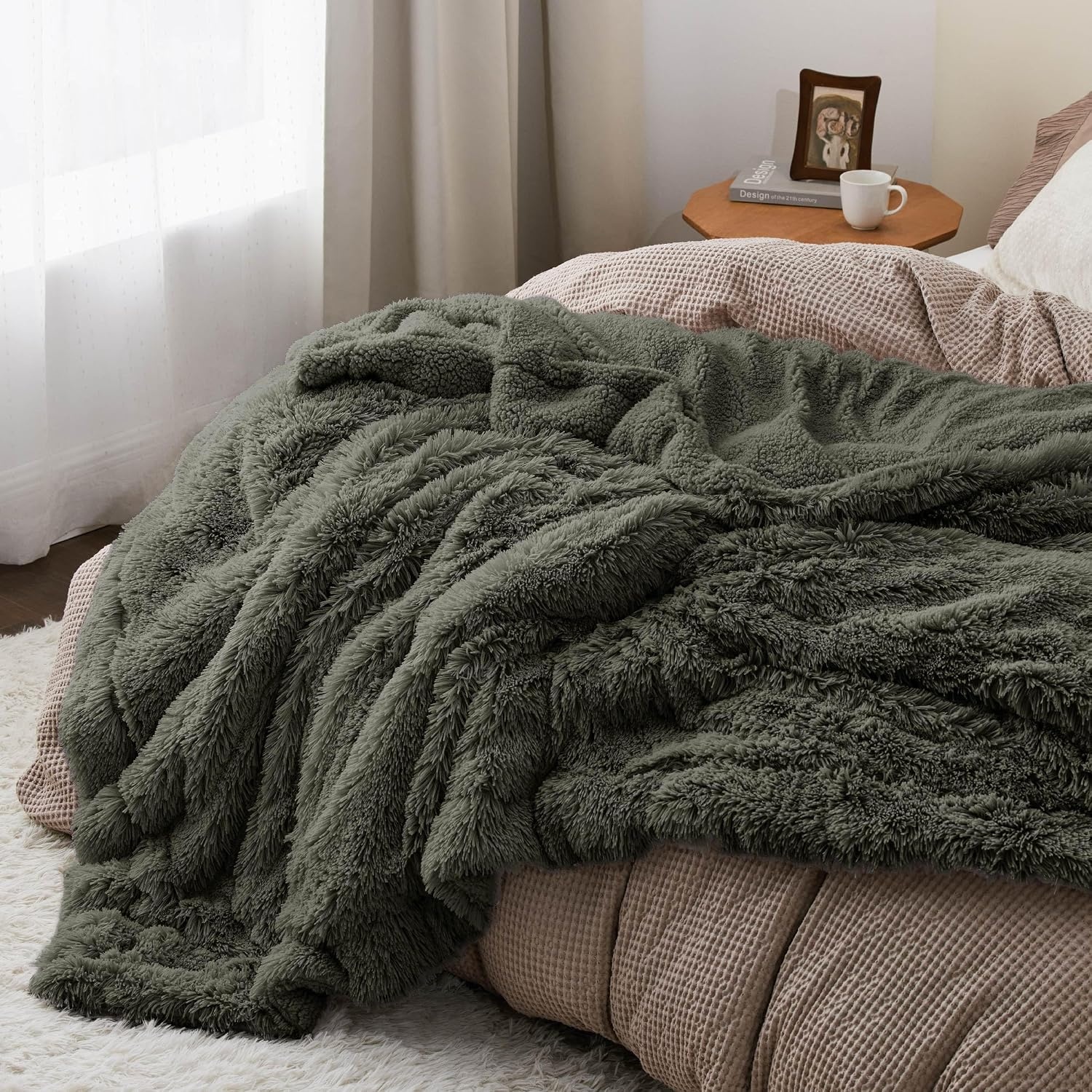image:imageBedsure Faux Fur Fluffy Fleece Sherpa Blanket Couch Throw Grey 50x6019 Olive Green