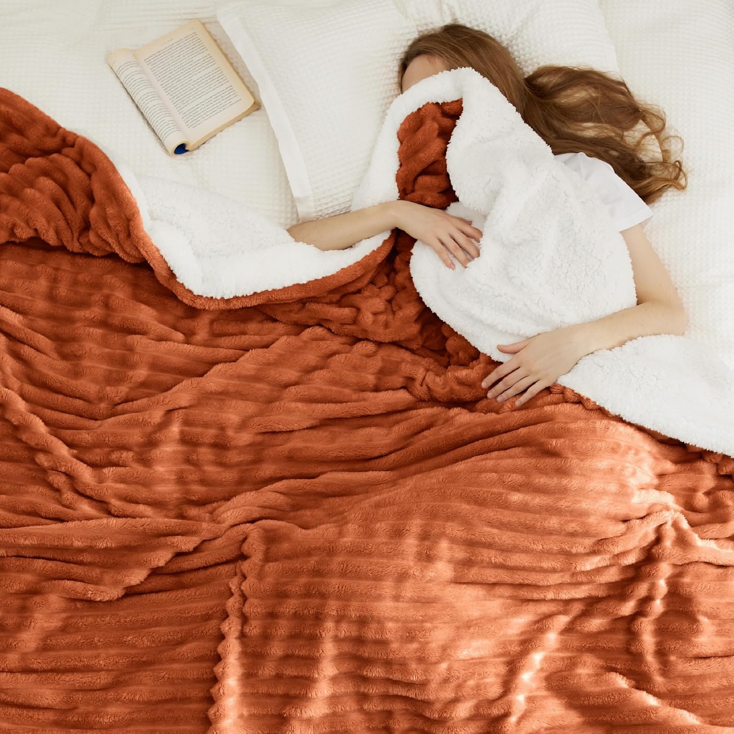 image:imageBedsure Soft Sherpa Blanket Fluffy Throw Gift Beige 50x6000 Burnt Orange