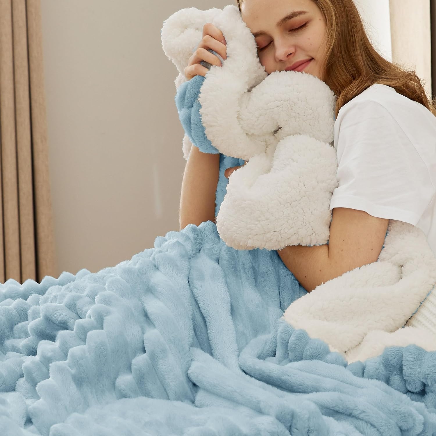 image:imageBedsure Soft Sherpa Blanket Fluffy Throw Gift Beige 50x6006 Sky Blue