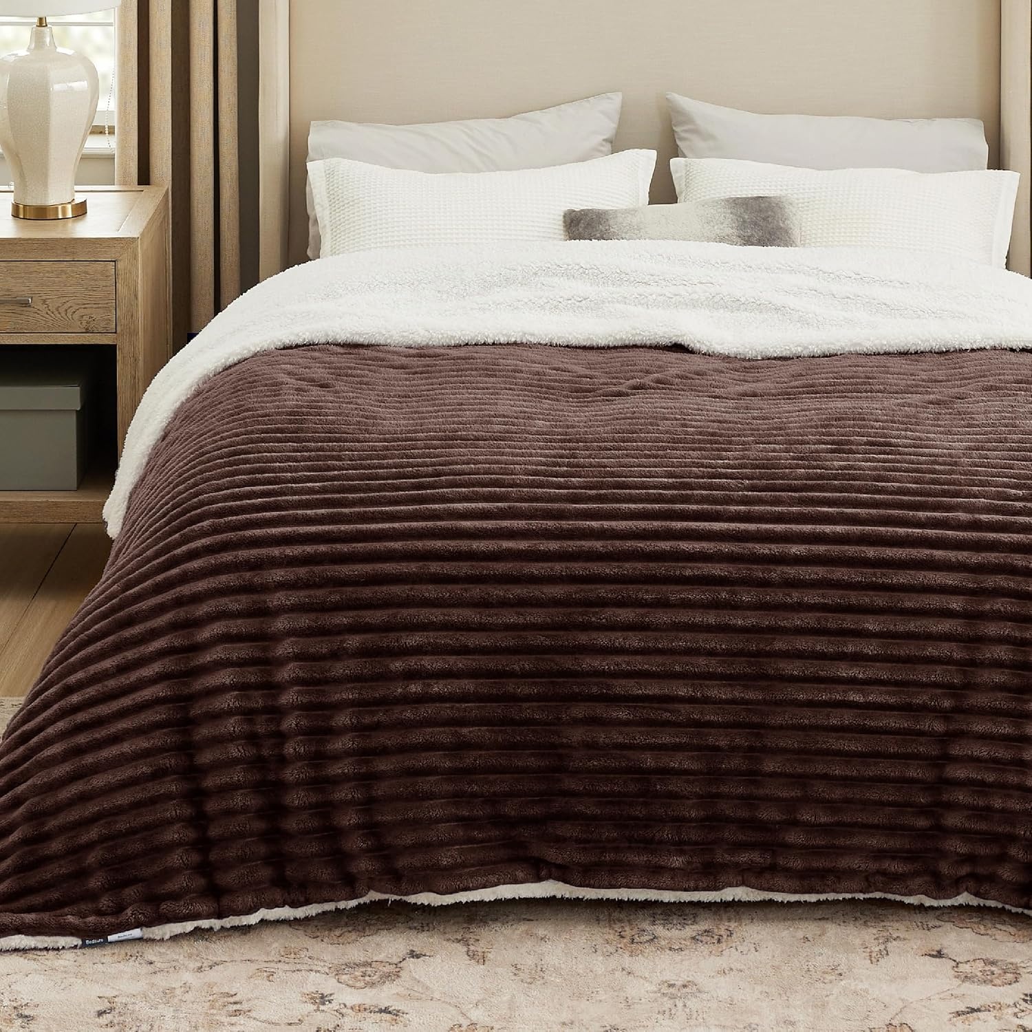 image:imageBedsure Soft Sherpa Blanket Fluffy Throw Gift Beige 50x6008 Dark Brown