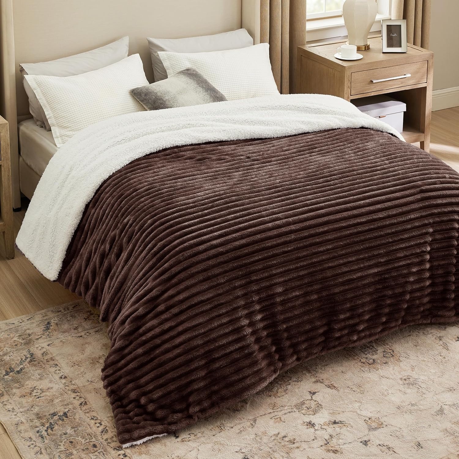 image:imageBedsure Soft Sherpa Blanket Fluffy Throw Gift Beige 50x6008 Dark Brown