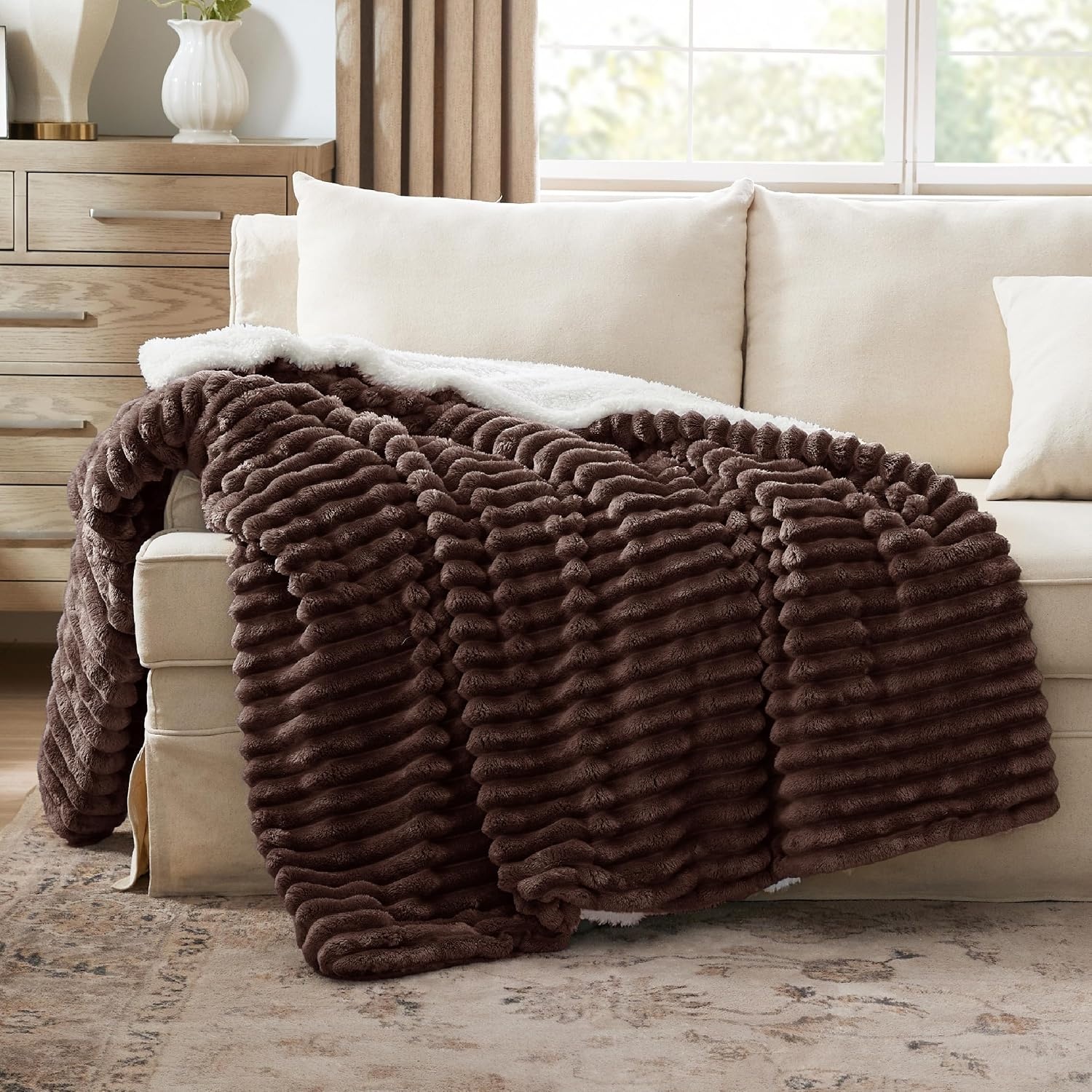 image:imageBedsure Soft Sherpa Blanket Fluffy Throw Gift Beige 50x6008 Dark Brown