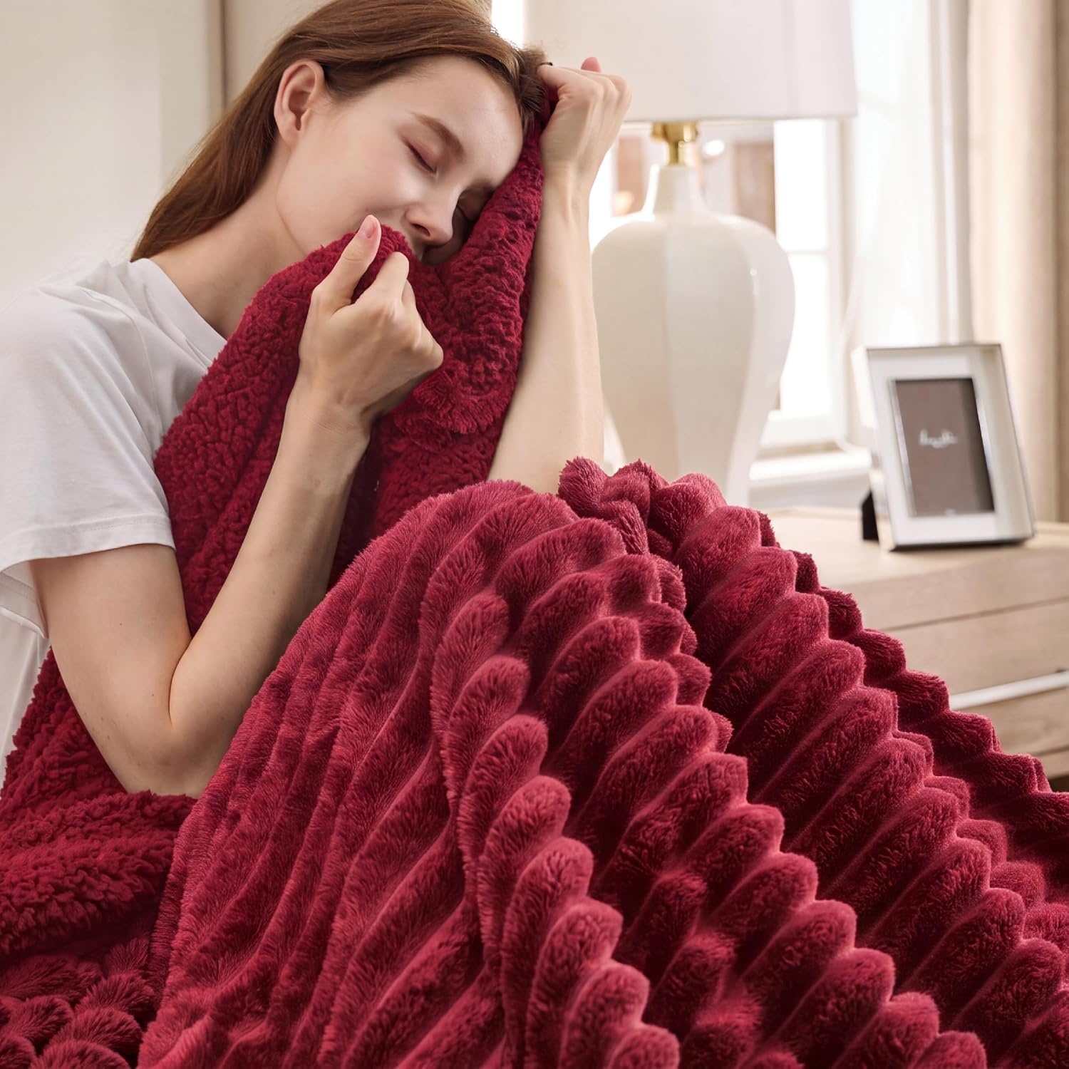 image:imageBedsure Soft Sherpa Blanket Fluffy Throw Gift Beige 50x6010 Red