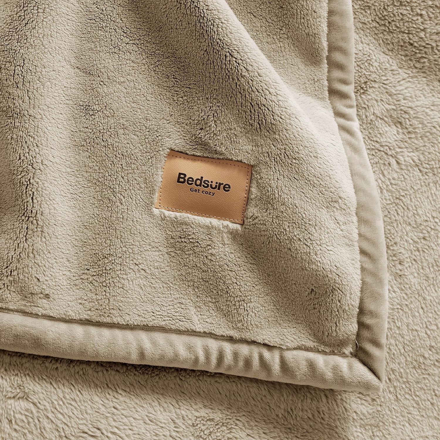 image:imageBedsure Thick Heavy Warm Blankets for Winter Soft Fleece Twin Blanket for Bed GentleSoft Cozy Fluffy Thick Winter Christmas Cream Throws AntiStatic 500Gsm Design Twin XL Cream 66x90 InchLight Brown