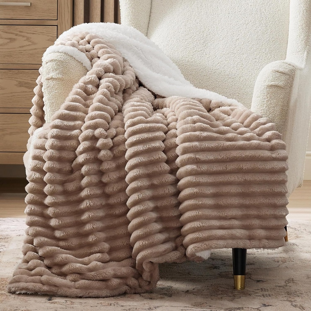 image:imageBedsure Soft Sherpa Blanket Fluffy Throw Gift Beige 50x6008 Mocha Brown