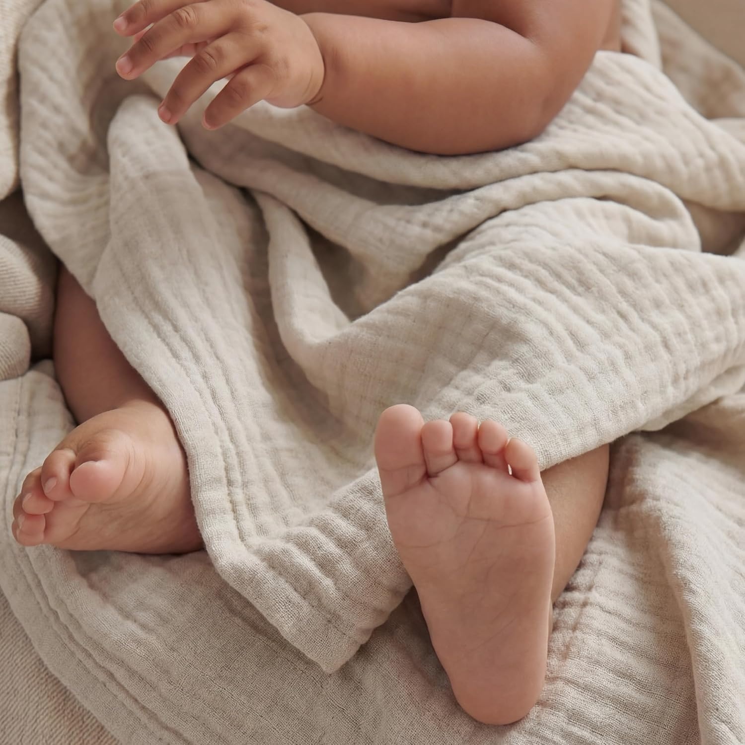 image:imageBedsure Cooling Muslin Blanket King Size for Adults Linen Beige 104x9001 Beige
