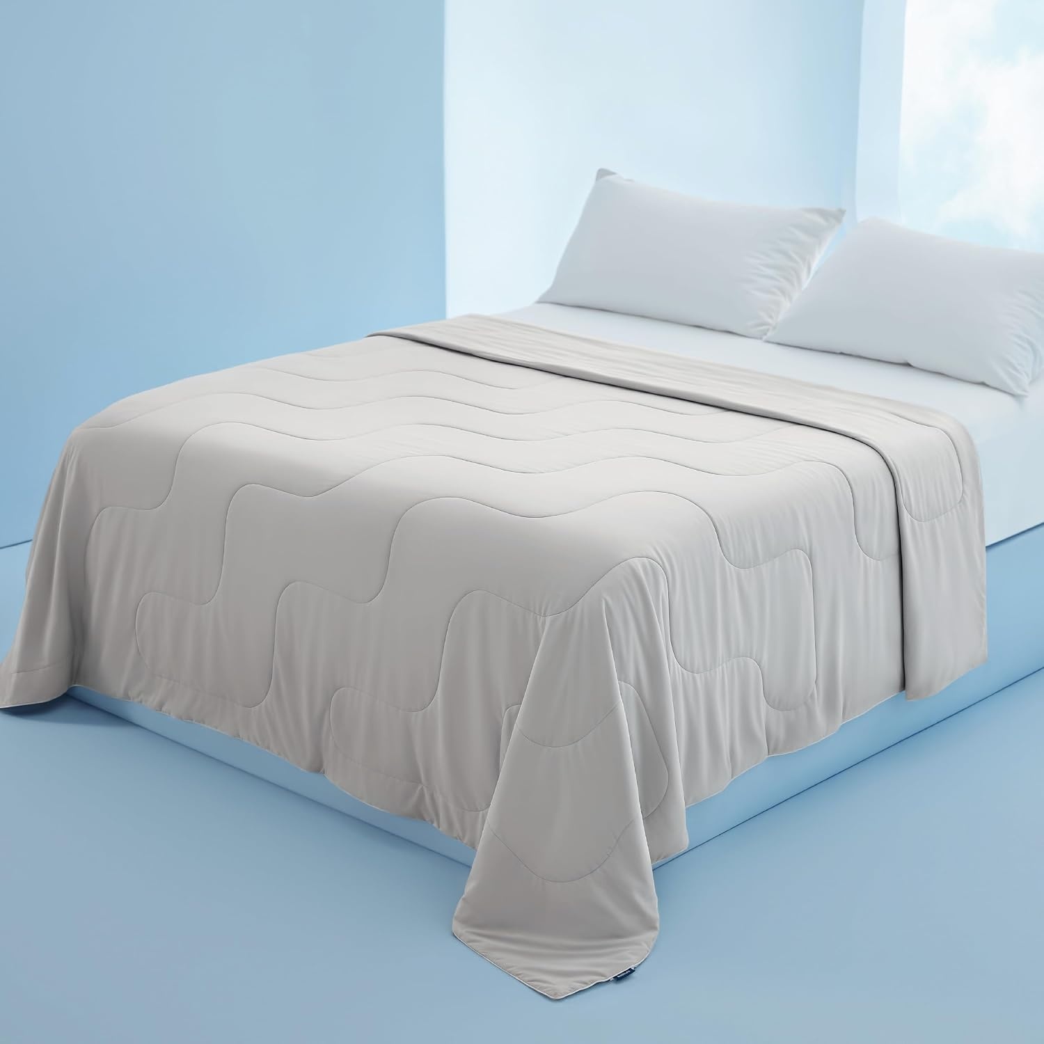 image:imageBedsure Cooling Throw Blanket for Hot Sleepers Black and Grey 50x60Grey