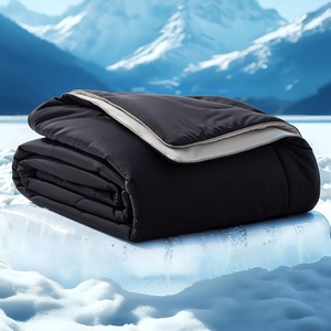 Bedsure Cooling Throw Blanket for Hot Sleepers, Black and Grey, 50″x60″(Black and Grey)