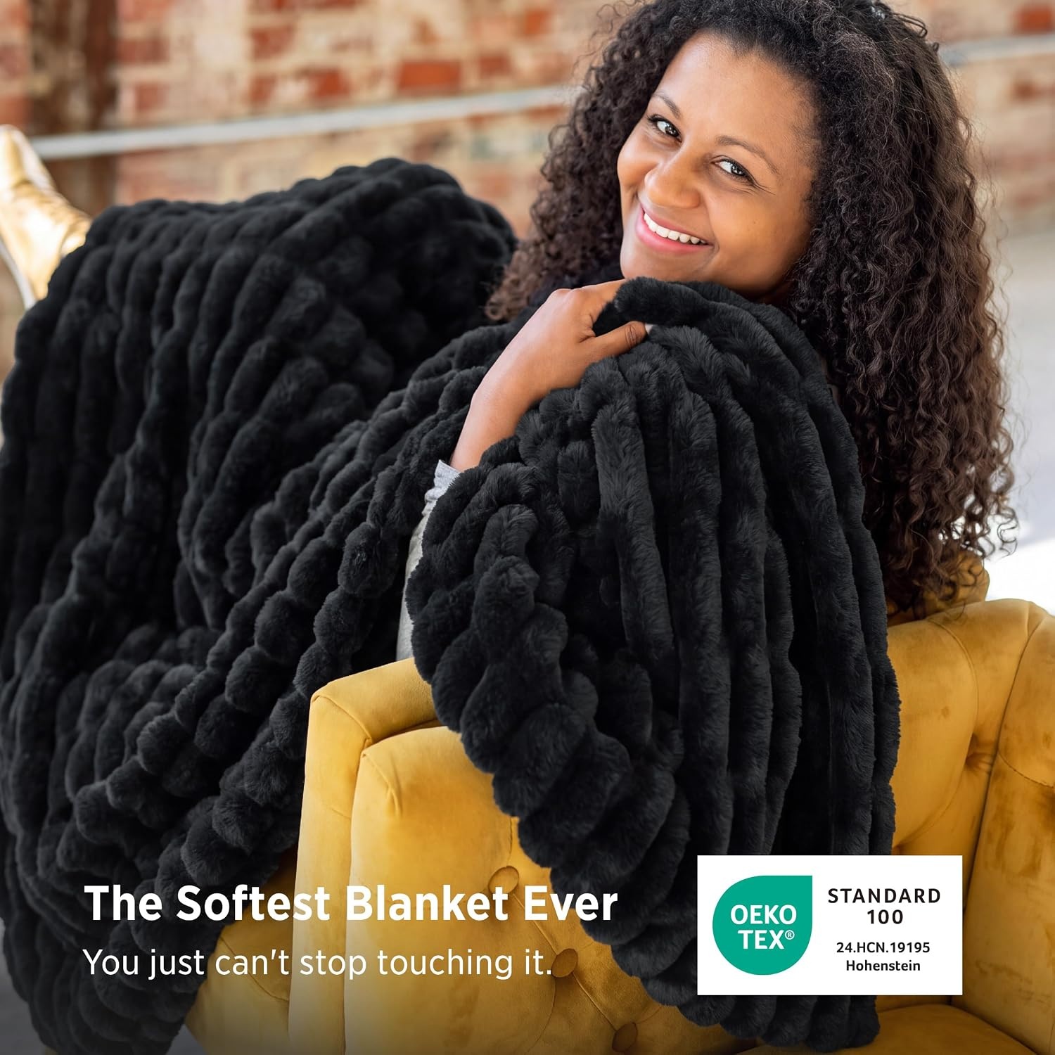 image:imageBedsure Soft DoubleSided Faux Fur Throw Blanket Light Brown 50x60Black