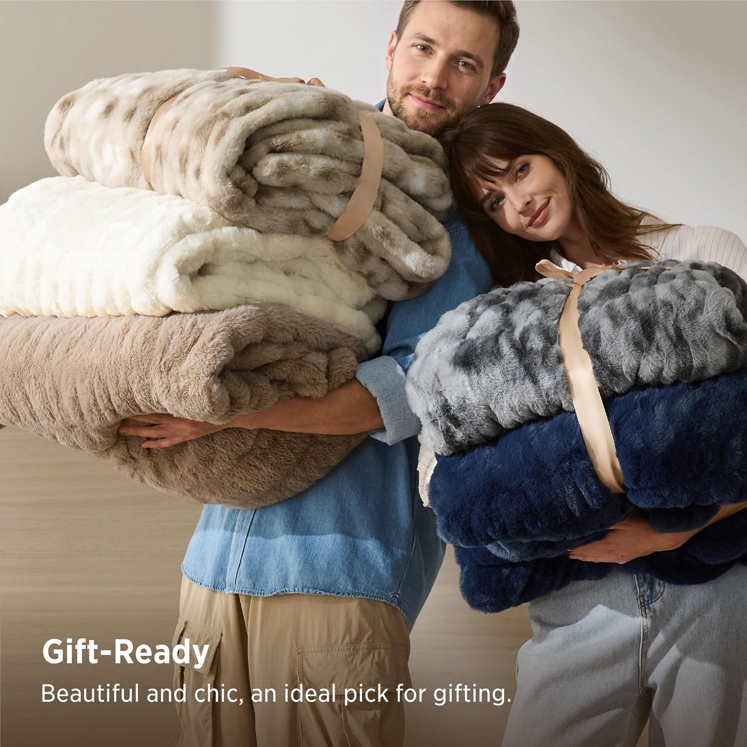 image:imageBedsure Soft DoubleSided Faux Fur Throw Blanket Light Brown 50x60Black