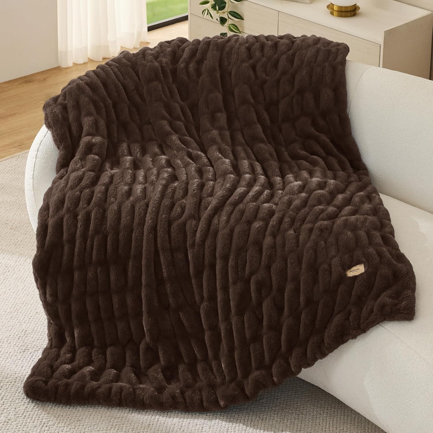 image:imageBedsure Soft DoubleSided Faux Fur Throw Blanket Light Brown 50x60Brown
