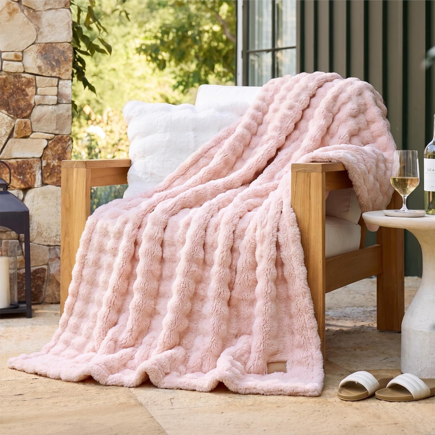 image:imageBedsure 3D Cloud Bubble Fleece Twin Blanket for Bed Burnt Orange 608002 Light Pink