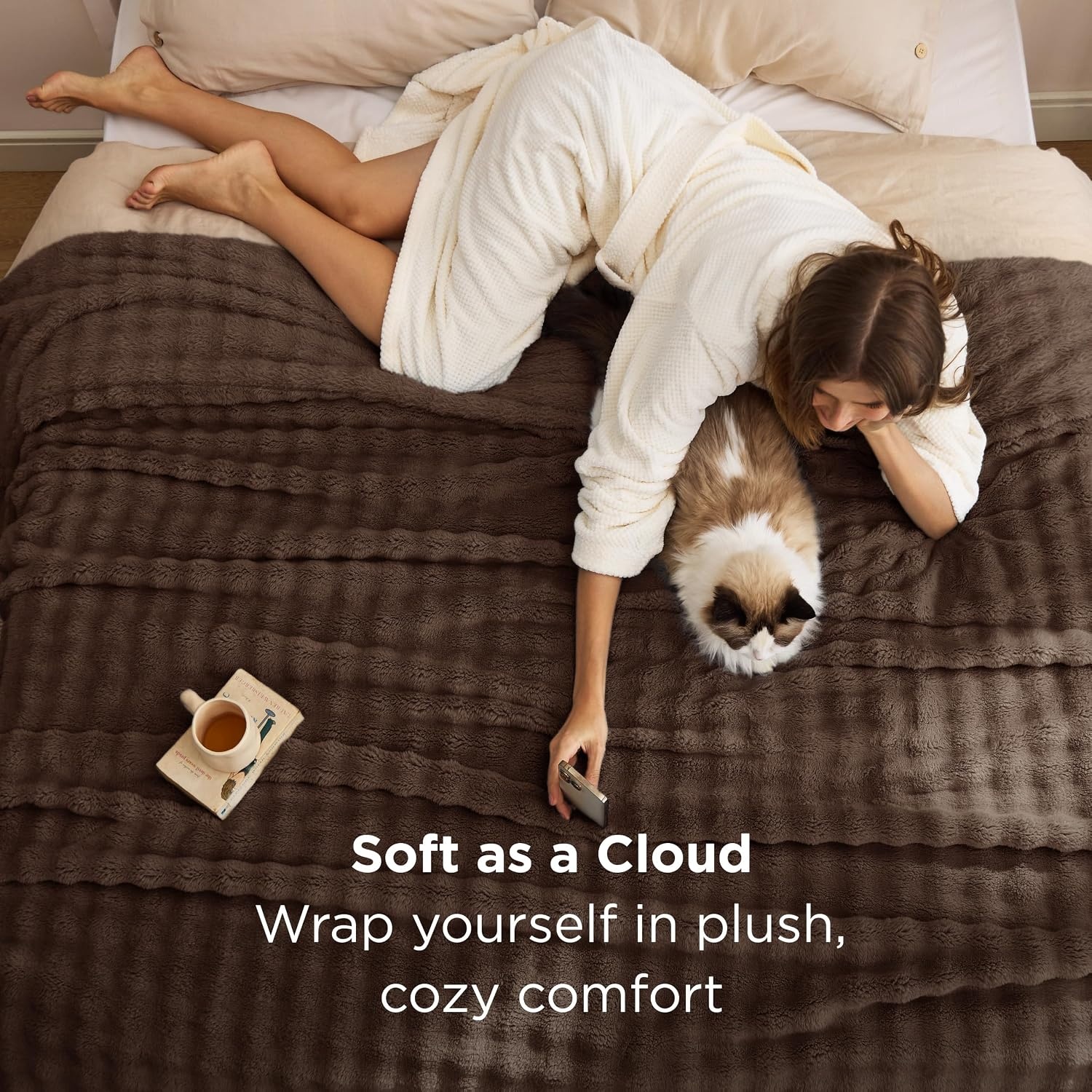 image:imageBedsure 3D Cloud Bubble Fleece Twin Blanket for Bed Burnt Orange 6080Brown