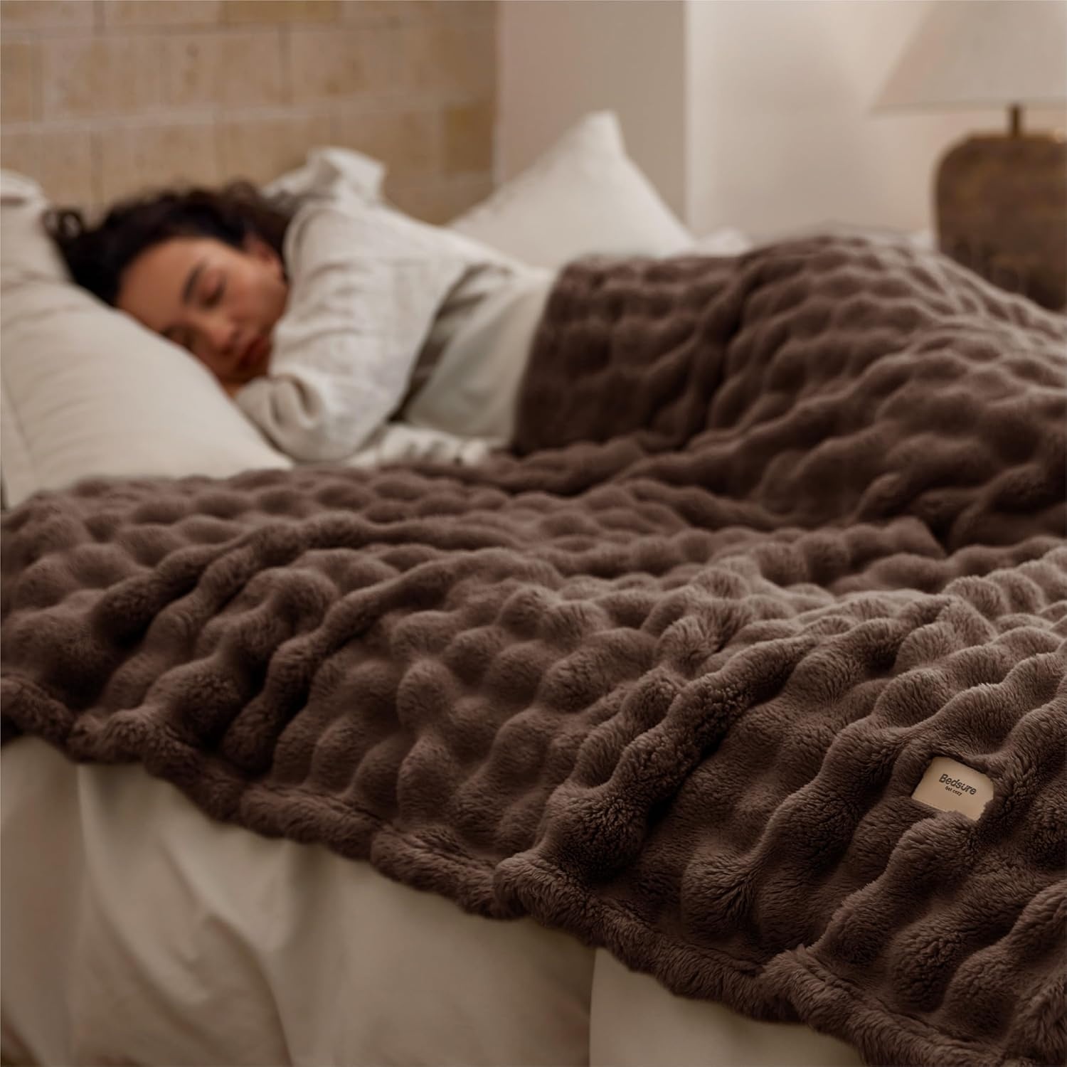 image:imageBedsure 3D Cloud Bubble Fleece Twin Blanket for Bed Burnt Orange 6080Brown