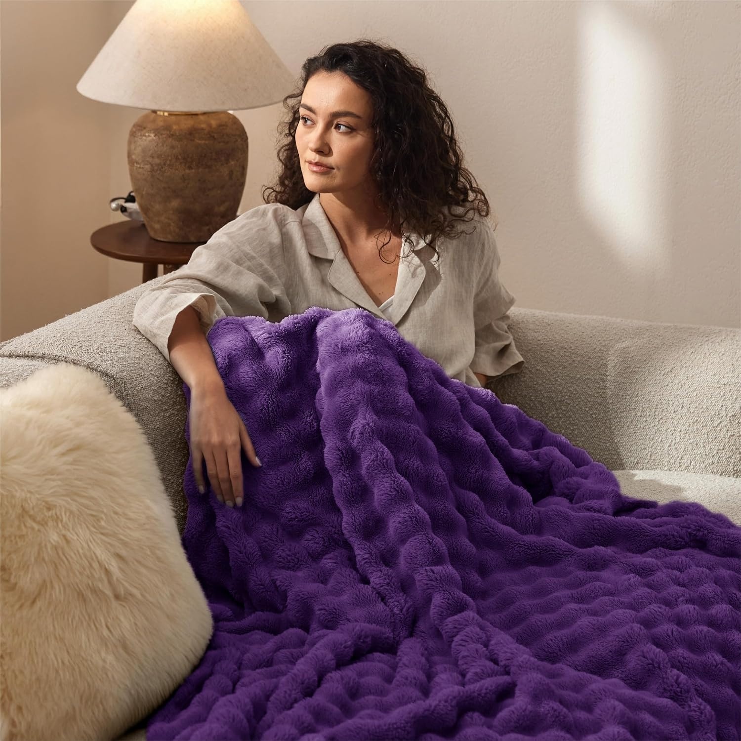 image:imageBedsure 3D Cloud Bubble Fleece Twin Blanket for Bed Burnt Orange 6080Purple