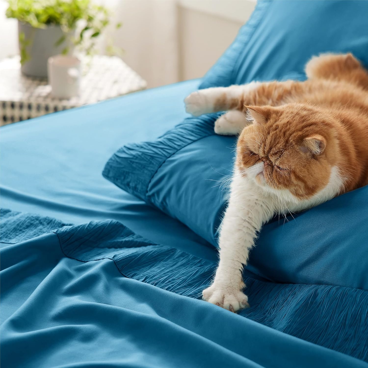 image:imageBedsure Soft Blue Sheets for Queen Size Bundle Cooling Pillow Cases Queen Teal