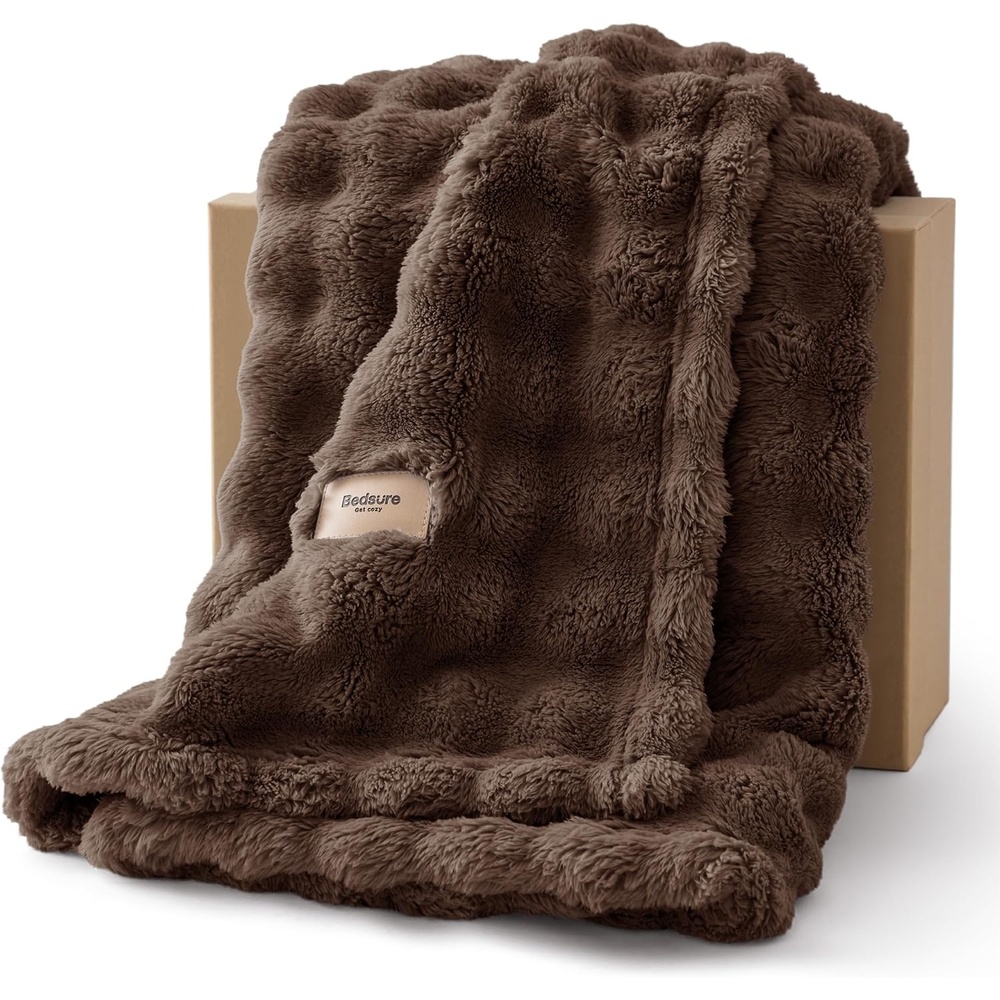 image:imageBedsure 3D Cloud Bubble Fleece Twin Blanket for Bed Burnt Orange 6080Brown
