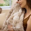 Bedsure 3D Cloud Bubble Fleece Twin Blanket for Bed, Burnt Orange, 60″×80″(Tie-dye Beige)