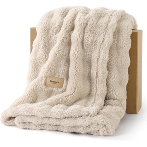Bedsure 3D Cloud Bubble Fleece Twin Blanket for Bed, Burnt Orange, 60″×80″(04 Beige)