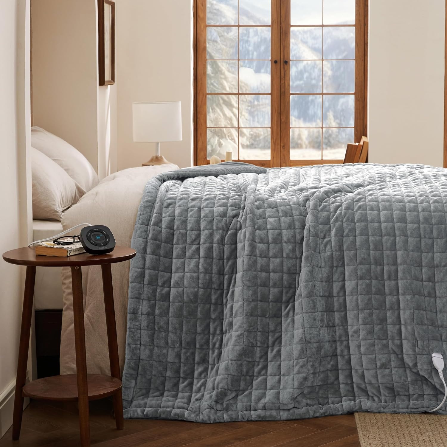 image:imageBedsure Quilted Heated Blanket Queen Size Filled for Extra Warmth Taupe02 Formal Gray Square