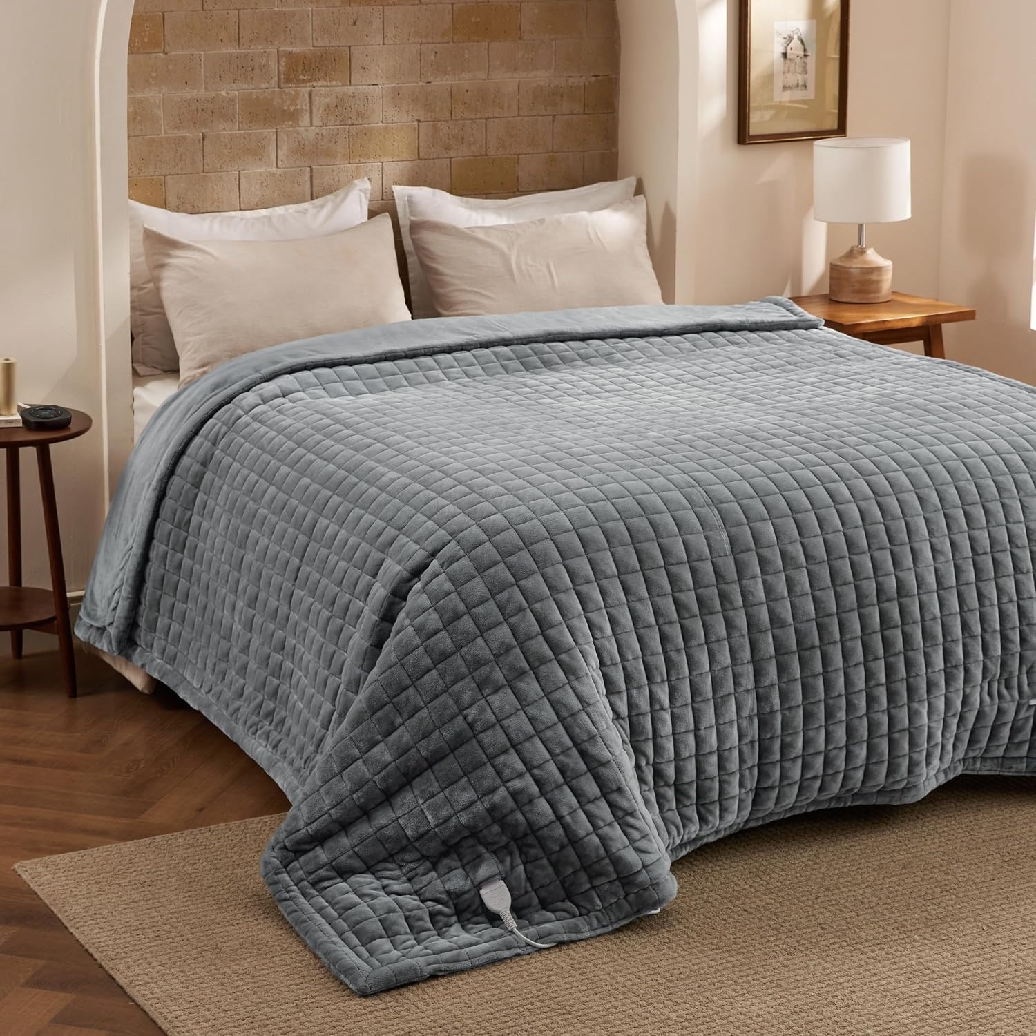 image:imageBedsure Quilted Heated Blanket Queen Size Filled for Extra Warmth Taupe02 Formal Gray Square