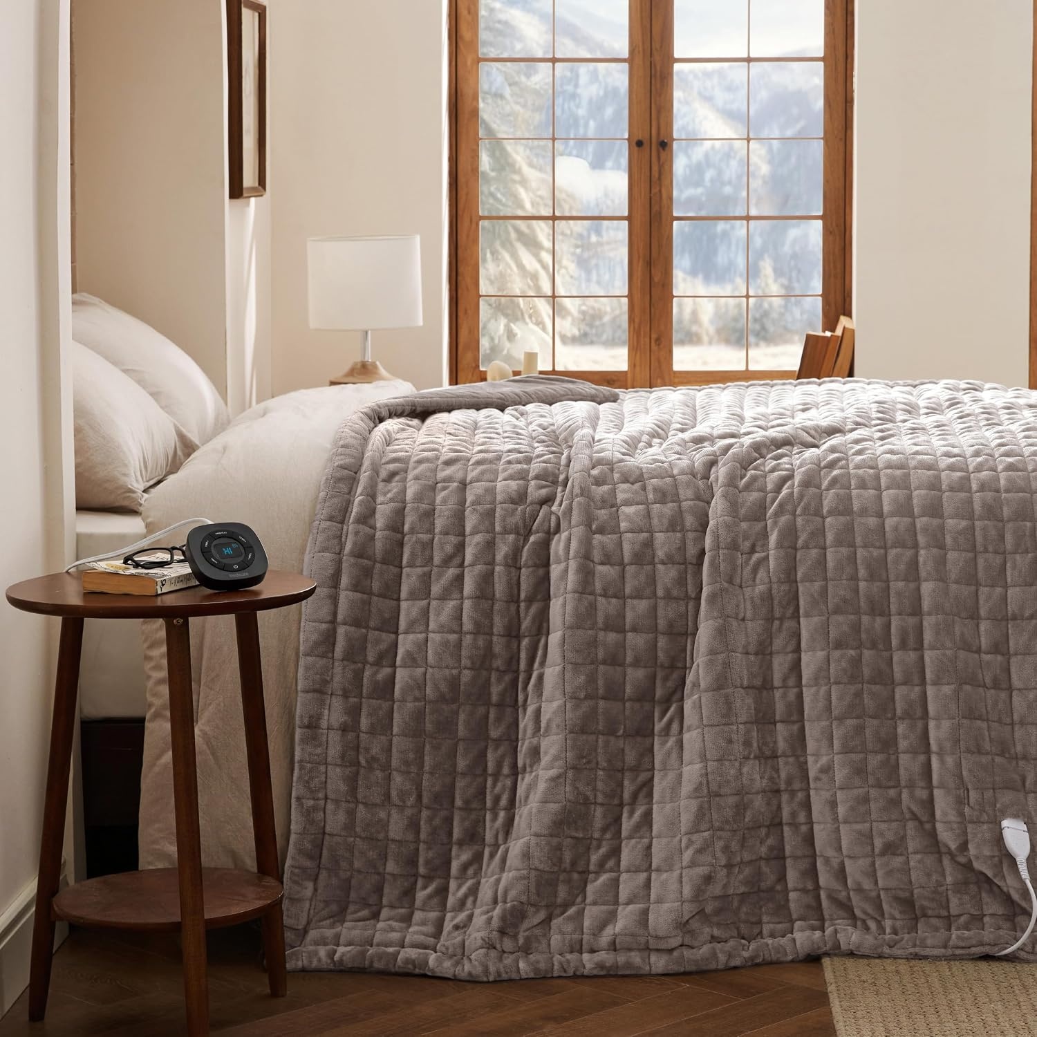image:imageBedsure Quilted Heated Blanket Queen Size Filled for Extra Warmth Taupe05 Taupe Square