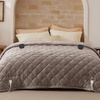 11 - Taupe Diamond